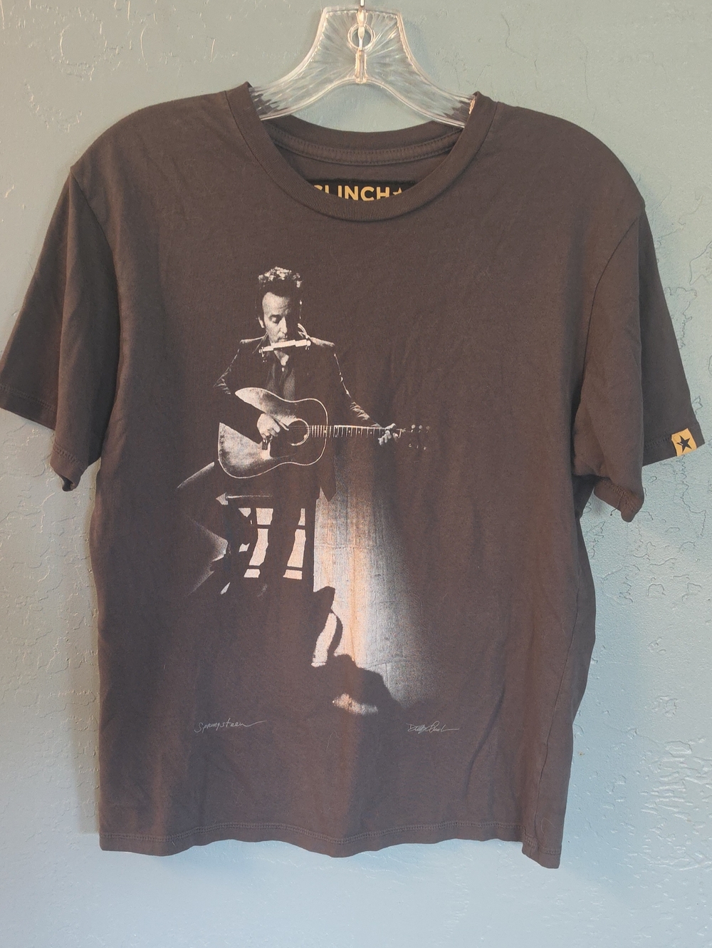 Clinch Springsteen Collab Black Men’s Short Sleeve Guitar Graphic Tee